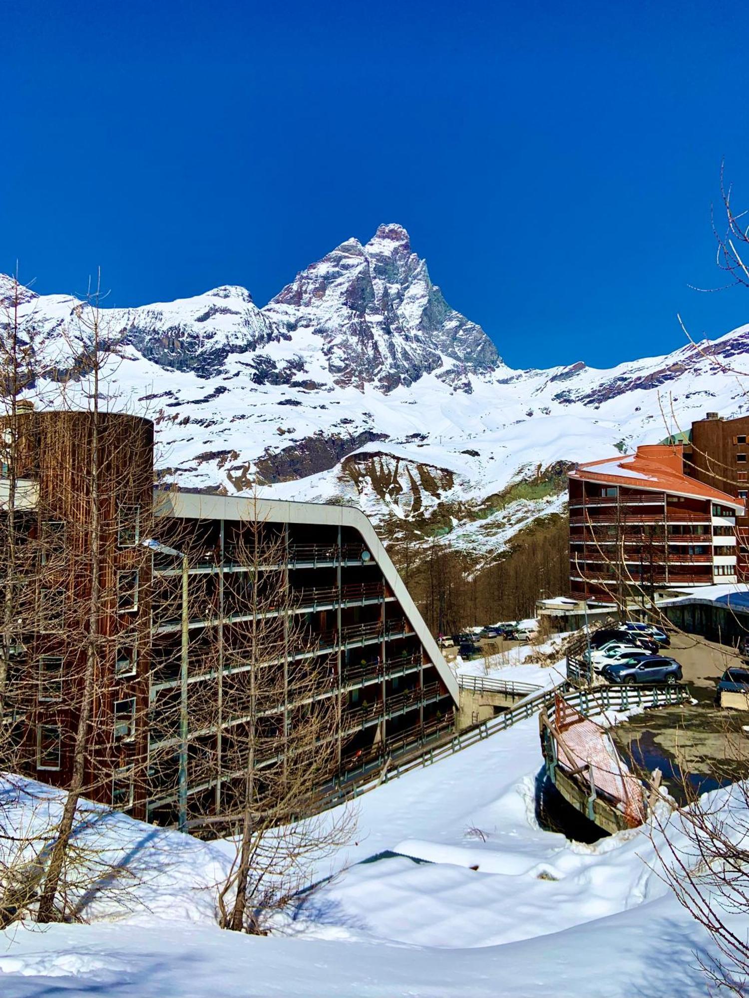 Cervinia High Peaks * Breuil-Cervinia
